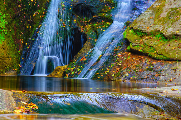 Widow's Creek Waterfall